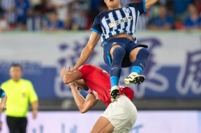 米乐体育平台清晨突围战来临，武汉三镇围绕英超远射贴柱，气氛紧张，细节决定成败的简单介绍